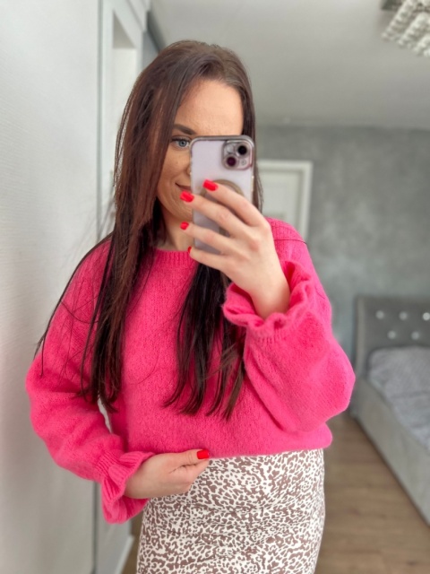 Sweter Mivana różowy