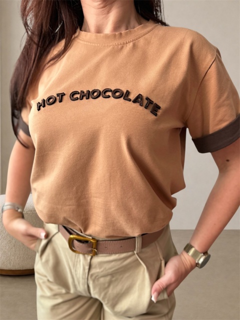 Bawełniany T-shirt Hot Chocolate camelowy/brązowy